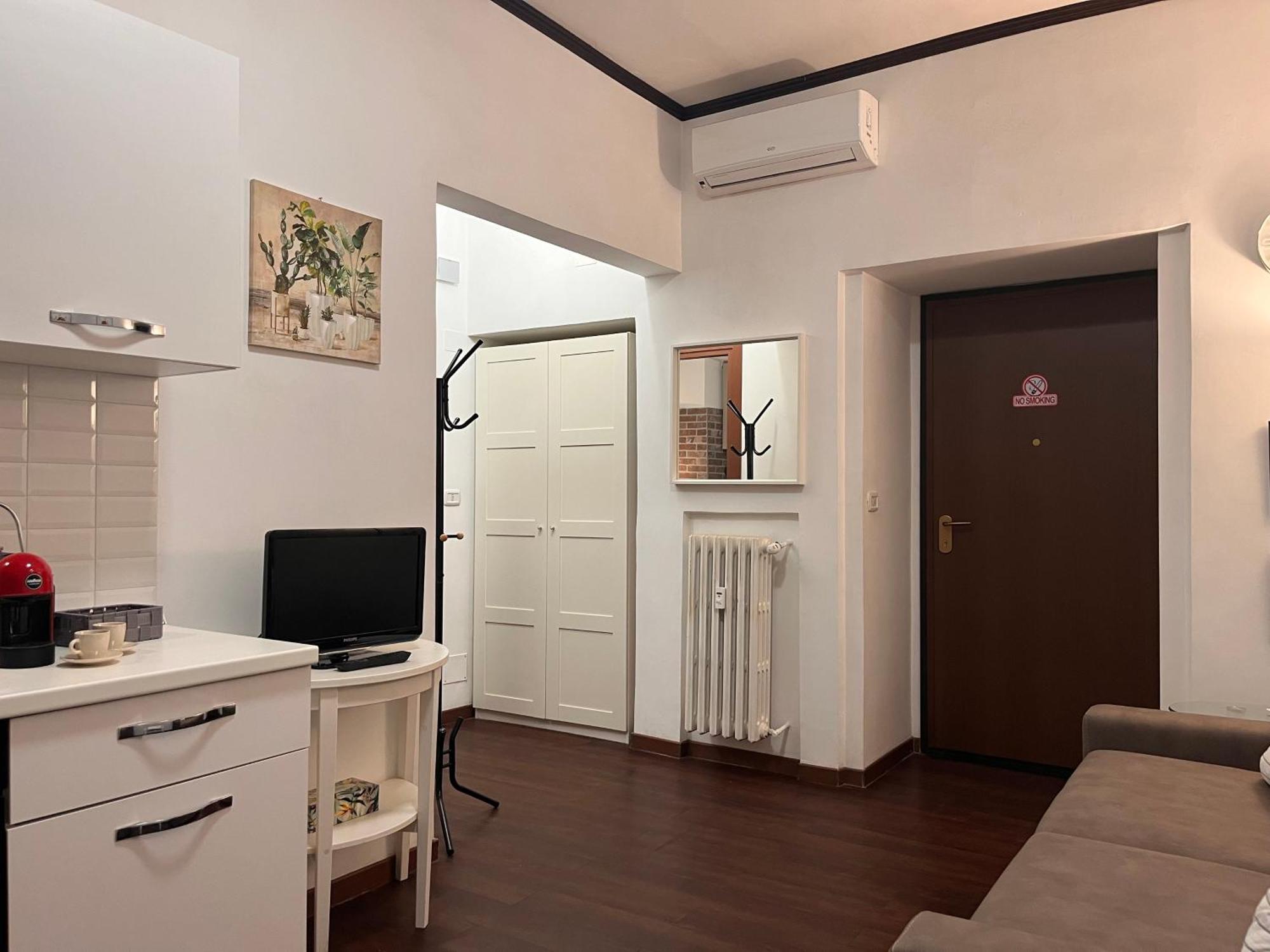 Casina Dacia Apartment โรม ภายนอก รูปภาพ