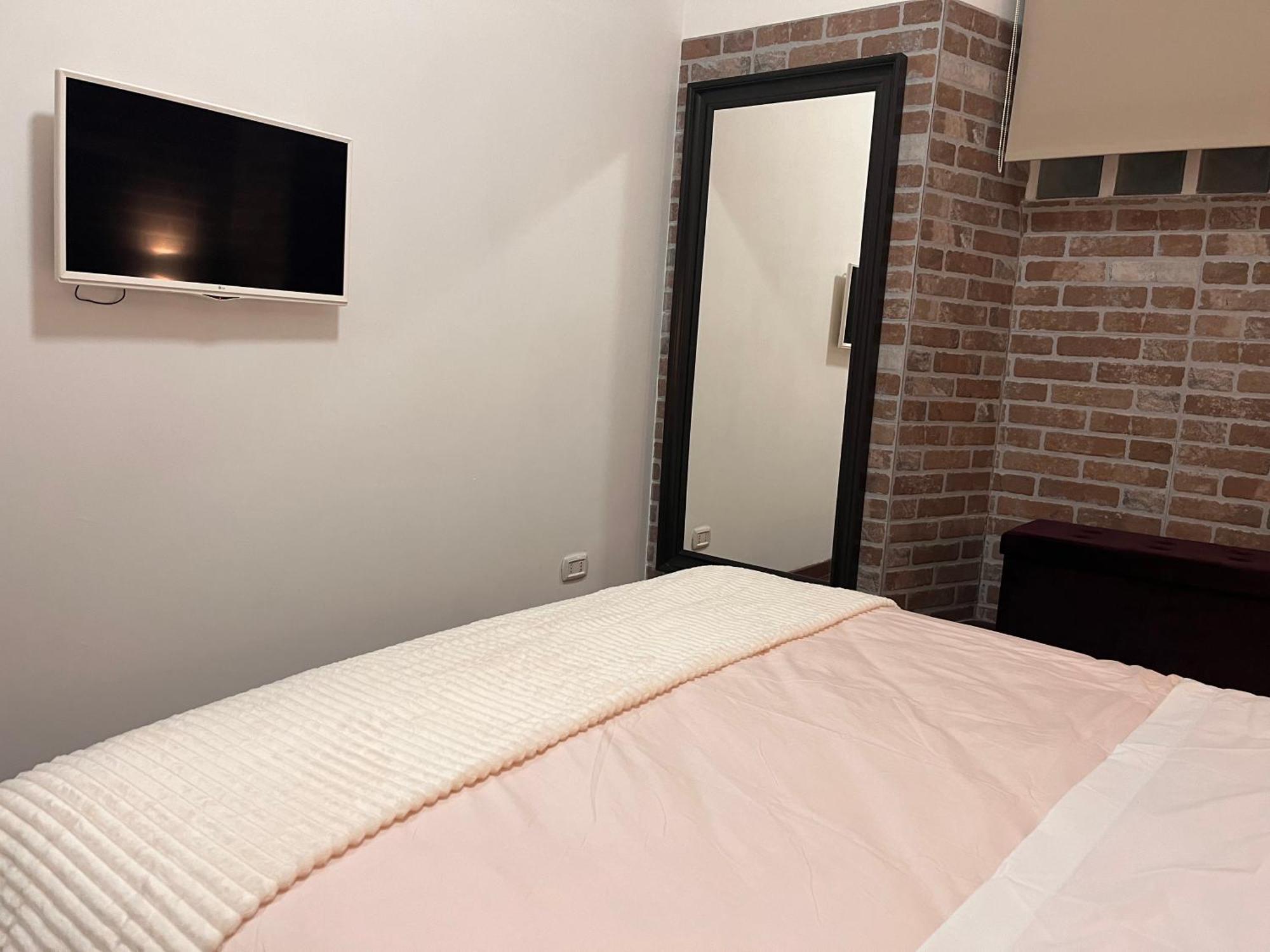 Casina Dacia Apartment โรม ภายนอก รูปภาพ
