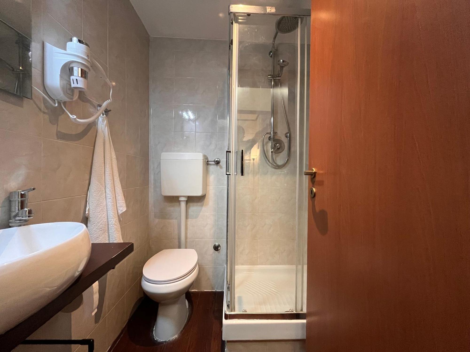 Casina Dacia Apartment โรม ภายนอก รูปภาพ